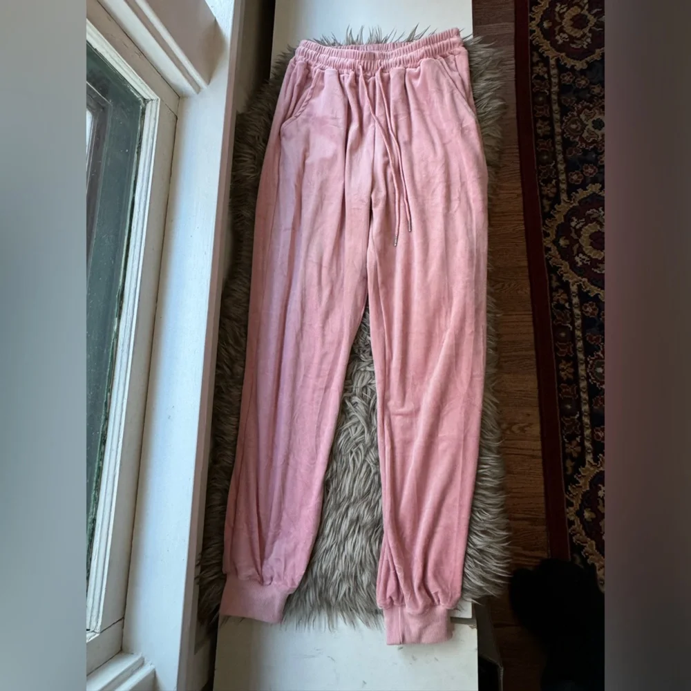 Mrs George Mean Girls Mom Halloween Costume - Picture 6 of 12